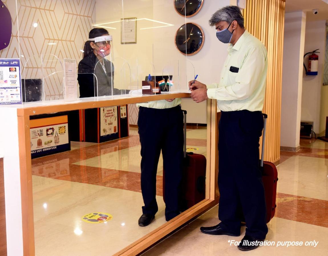 Kings Crown Vip Road Hotel 3*