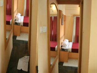 Kings Crown Vip Road Kolkata