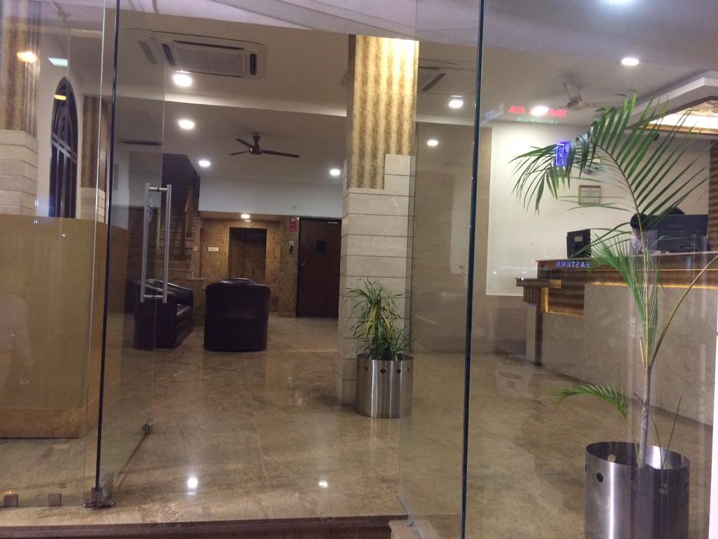 Kings Crown Vip Road Kolkata