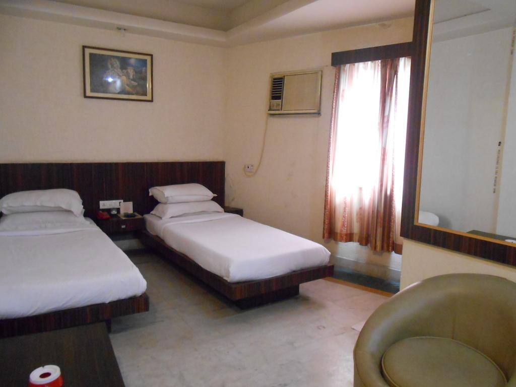 Kings Crown Vip Road 3* Kolkata